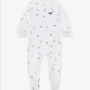 Nike Swooshfetti Footed Coverall